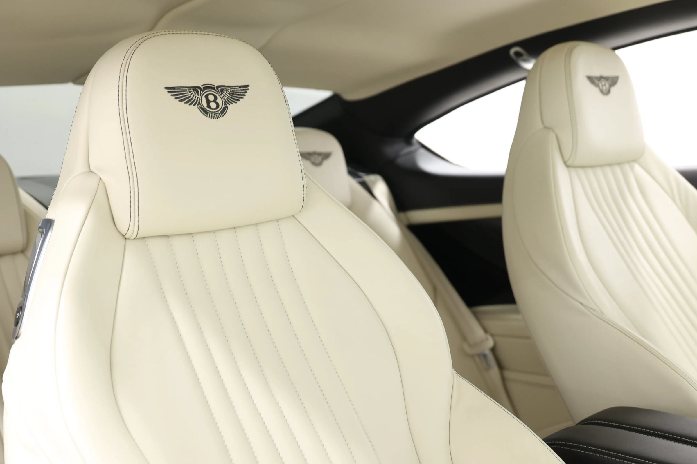 Used 2017 Bentley Continental GT AWD/4WD image 83