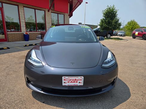 Used 2018 Tesla Model 3 Long Range AWD/4WD image 2