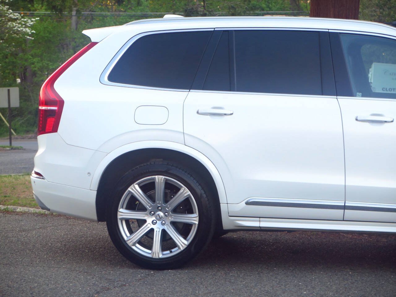 Used 2017 Volvo XC90 T8 Inscription w/ Luxury Package AWD/4WD image 26