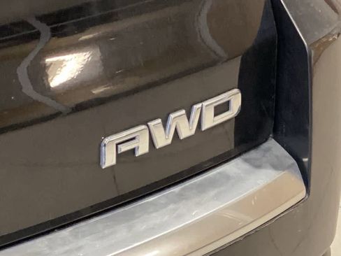 Used 2016 GMC Acadia Denali image 12