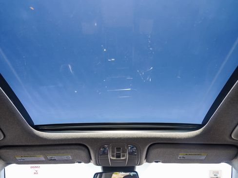 Used 2019 Hyundai Santa Fe FWD image 15