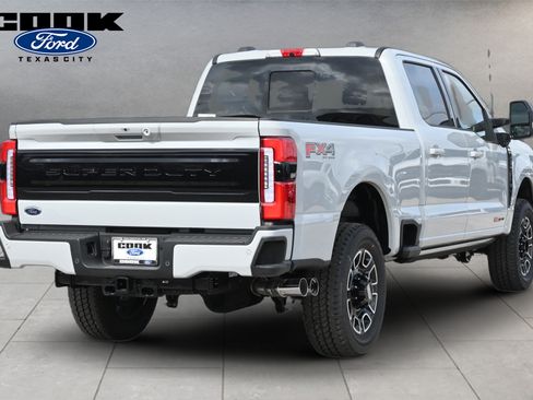 New 2026 Ford F250 Platinum AWD/4WD image 3