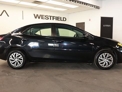 Used 2019 Toyota Corolla LE image 8