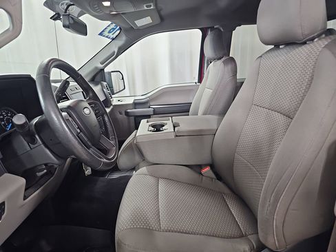 Used 2016 Ford F150 XLT w/ Equipment Group 302A Luxury AWD/4WD image 18
