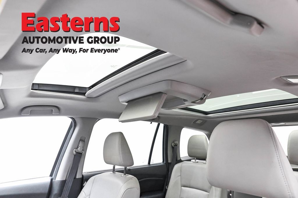 Used 2019 Honda Pilot Elite image 40