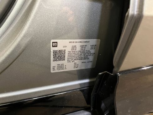 Used 2025 Buick Envista Sport Touring image 28