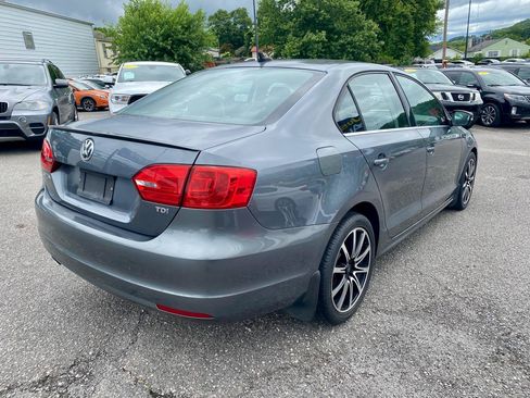 Used 2013 Volkswagen Jetta TDI FWD image 7