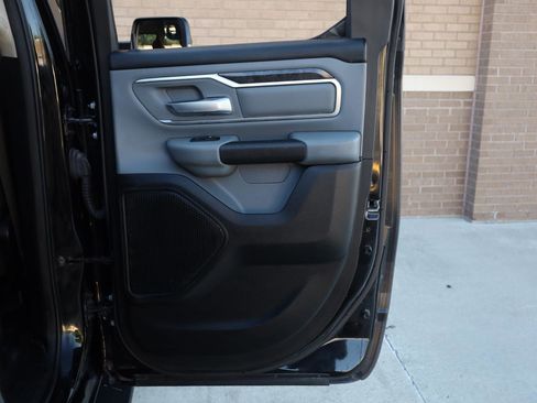 Used 2020 RAM 1500 Big Horn AWD/4WD image 19