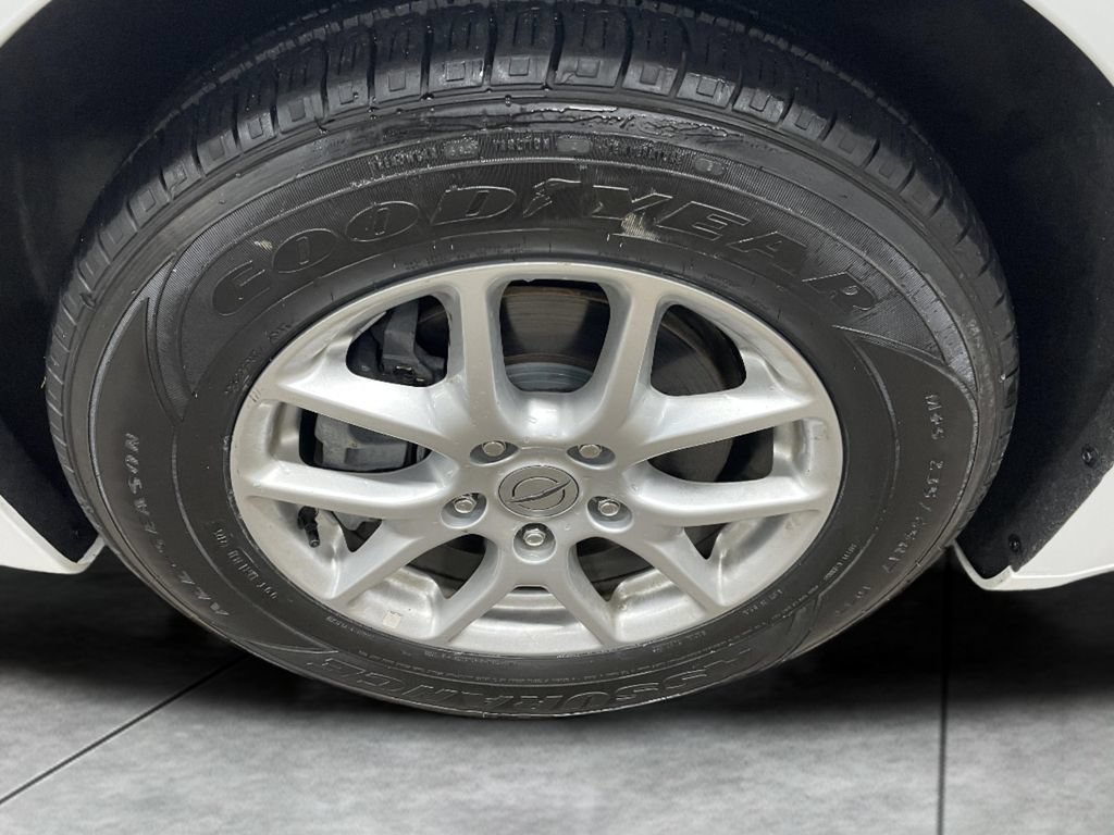 Used 2023 Chrysler Voyager LX FWD image 20