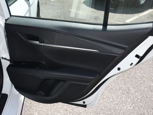Certified 2025 Toyota Camry SE image 18