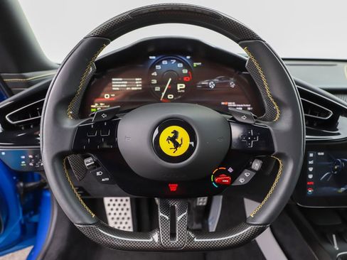 Certified 2025 Ferrari 12Cilindri RWD image 10