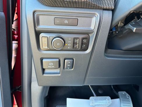 New 2025 Ford F150 Lariat w/ Equipment Group 502A High image 83