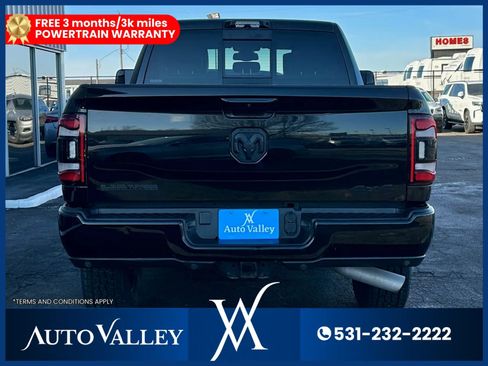 Used 2022 RAM 2500 Laramie w/ Night Edition image 6