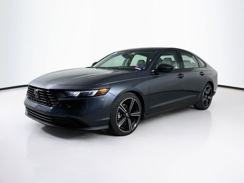 Certified 2026 Honda Accord SE image 4