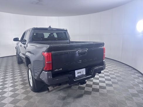 Used 2024 Toyota Tacoma SR5 AWD/4WD image 23