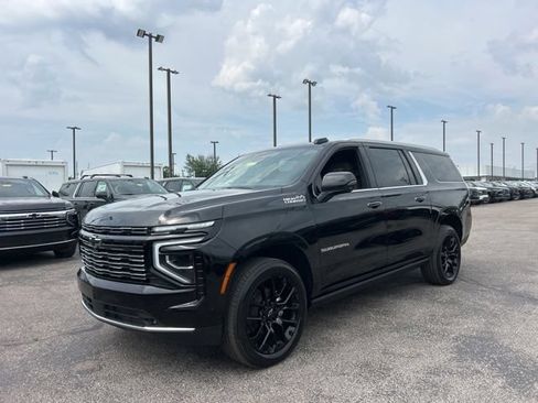 New 2026 Chevrolet Suburban High Country AWD/4WD image 7