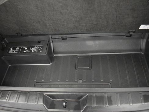 Used 2023 Subaru Ascent Onyx Edition image 23