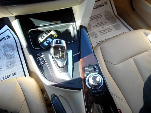 Used 2013 BMW 328i 4dr Sdn 328i RWD image 15