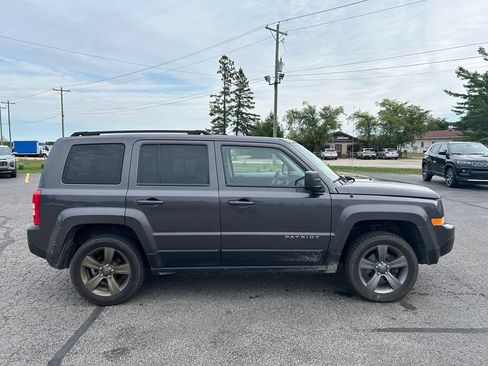 Used 2015 Jeep Patriot High Altitude AWD/4WD image 6
