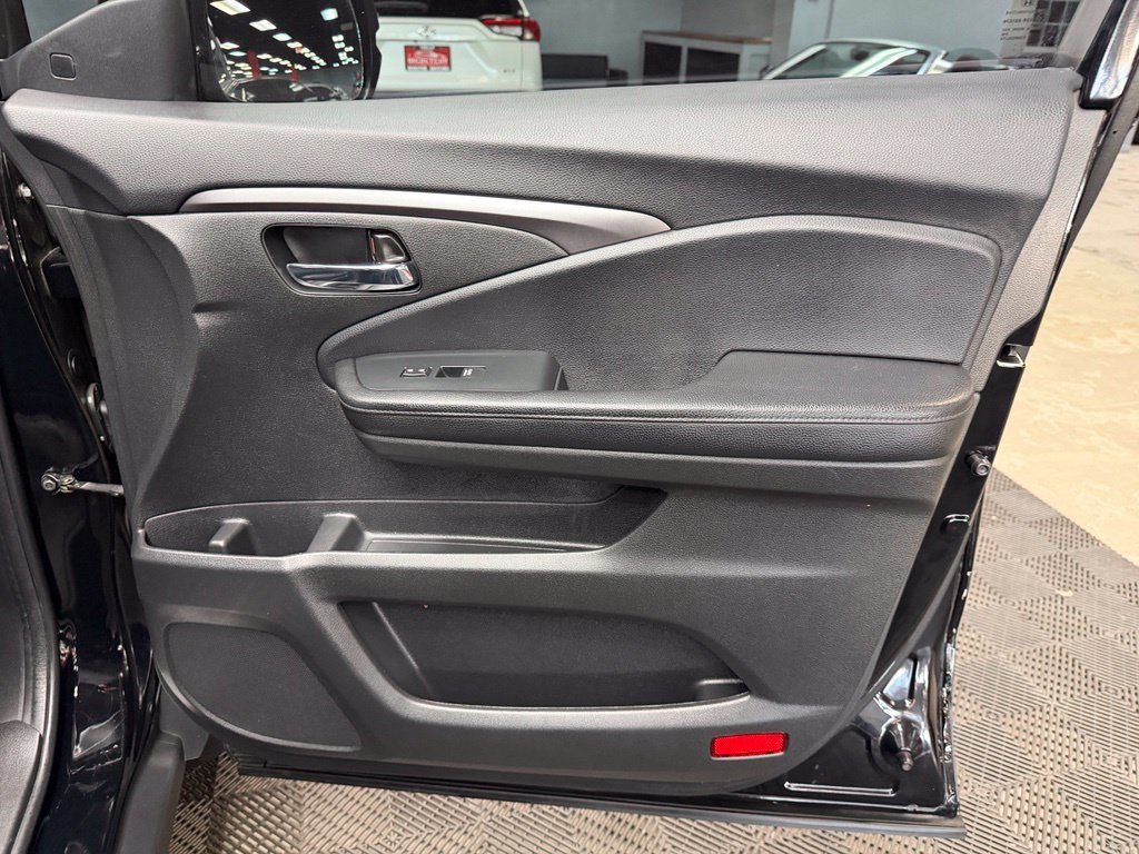 Used 2022 Honda Pilot Sport image 55
