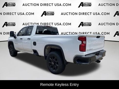 Used 2024 Chevrolet Silverado 2500 W/T w/ WT Convenience Package RWD image 9