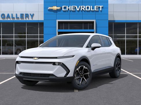New 2026 Chevrolet Equinox EV LT image 7
