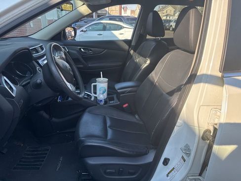 Used 2015 Nissan Rogue SL w/ SL Premium Package image 6