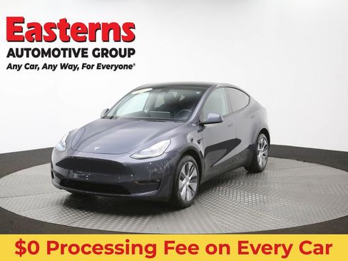 Used 2023 Tesla Model Y Long Range AWD/4WD image 49