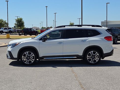 Used 2024 Subaru Ascent Touring w/ Popular Package #2 AWD/4WD image 3