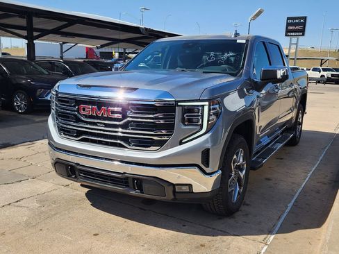 New 2026 GMC Sierra 1500 SLT image 8
