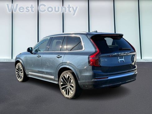Used 2025 Volvo XC90 B6 Plus image 7