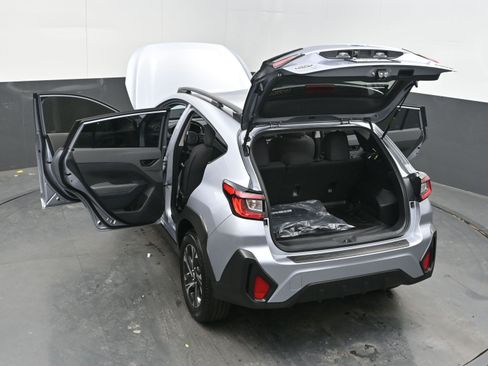 Used 2025 Subaru Crosstrek 2.0i Premium w/ Crosstrek Mirror Package image 45