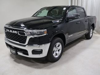 New 2026 RAM 1500 4x4 Crew Cab video 3