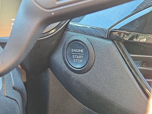 Used 2024 Ford Escape ST-Line image 31