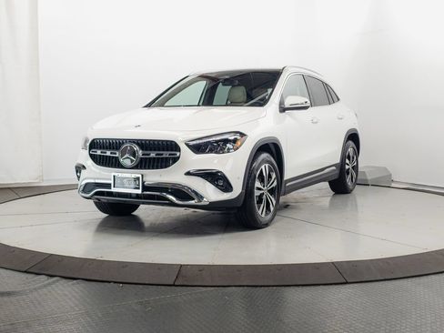 Certified 2026 Mercedes-Benz GLA 250 4MATIC image 3