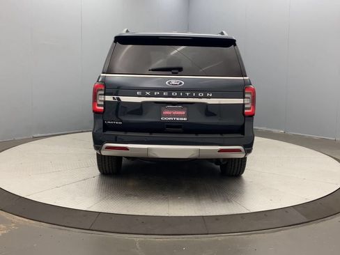 Used 2023 Ford Expedition Limited AWD/4WD image 4