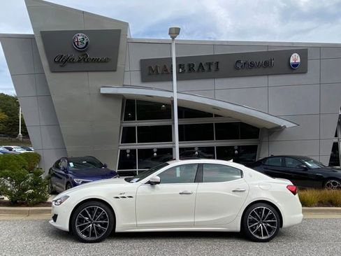 Used 2023 Maserati Ghibli GT image 8