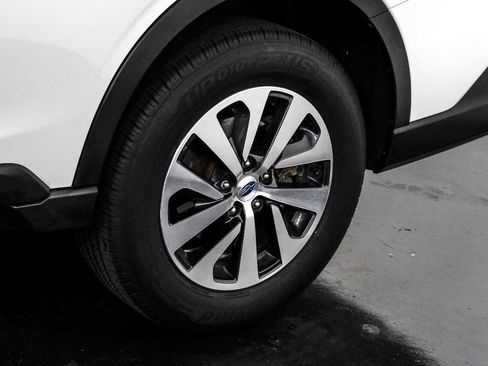 Used 2020 Subaru Outback Premium image 49