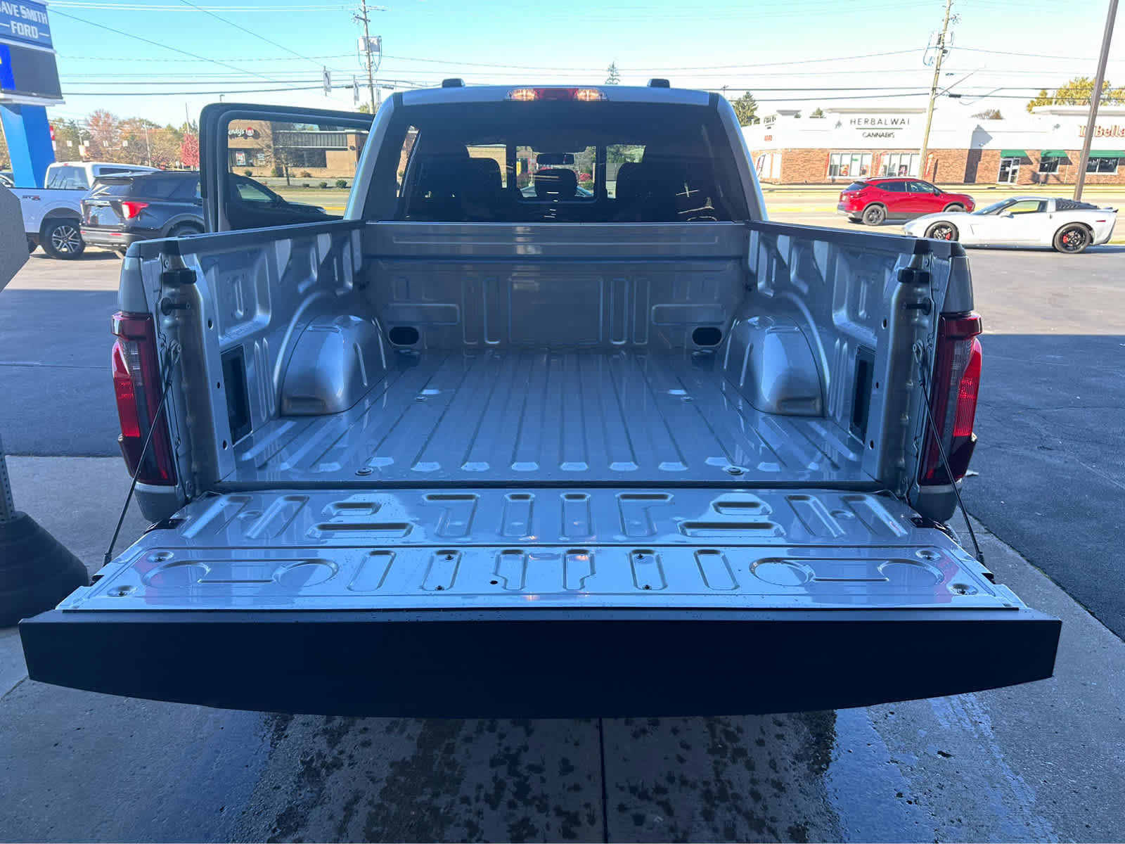 New 2026 Ford F150 XLT w/ Equipment Group 302A MID AWD/4WD image 30