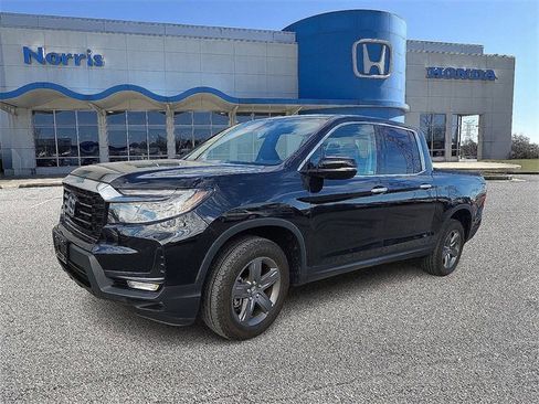 Used 2023 Honda Ridgeline RTL-E image 3