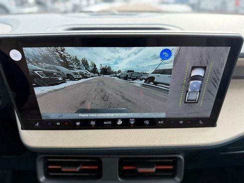 New 2026 Ford Maverick Lariat w/ 4K Tow Package image 23