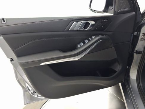 Used 2026 BMW X7 xDrive40i image 10