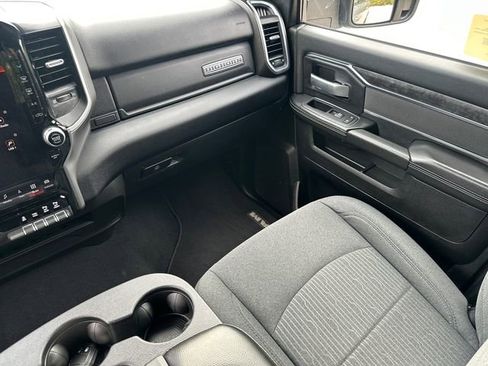Used 2024 RAM 2500 Big Horn w/ Night Edition AWD/4WD image 22