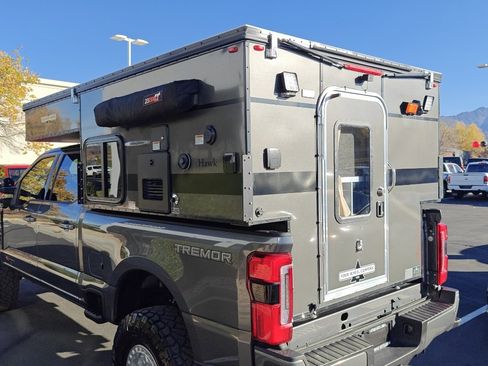 Used 2025 Ford F350 Platinum w/ Tremor Off-Road Package image 32