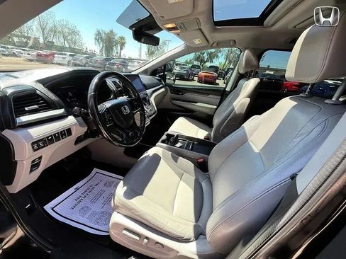 Used 2018 Honda Odyssey EX-L image 9