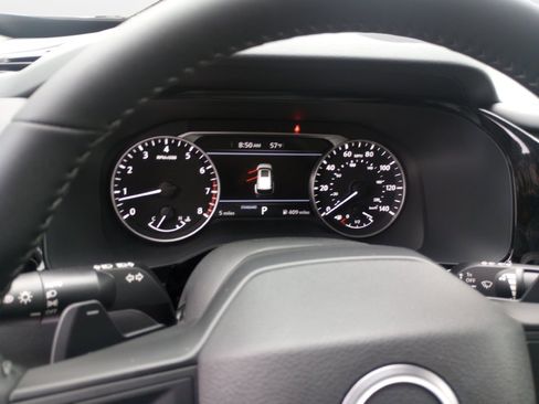 New 2026 Nissan Pathfinder SV image 11