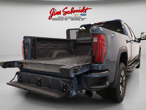 Used 2025 GMC Sierra 2500 Denali w/ Denali Reserve Package AWD/4WD image 39