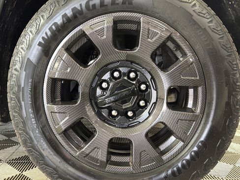 Used 2026 GMC Hummer EV 3X w/ Carbon Fiber Edition Package AWD/4WD image 44