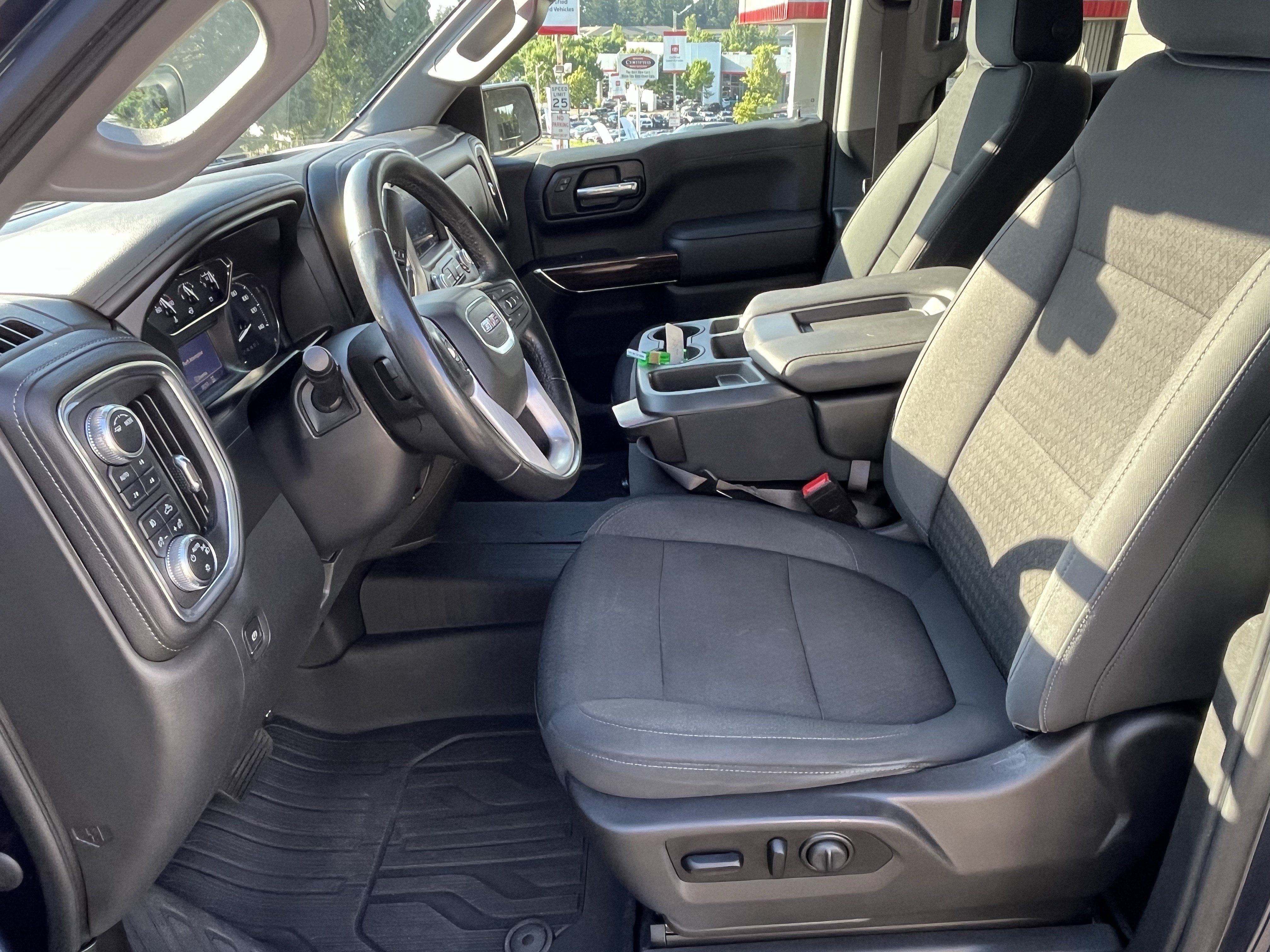 Used 2021 GMC Sierra 1500 Elevation w/ LPO, Elevation Black Package AWD/4WD image 11