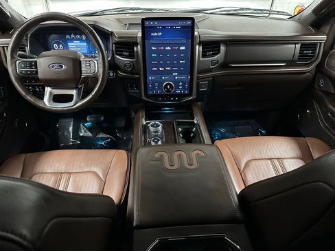 Used 2024 Ford Expedition Max King Ranch AWD/4WD image 25